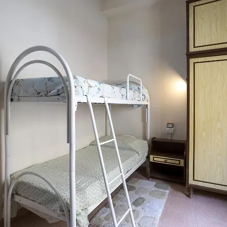 Semesterbostad Il Gallo *